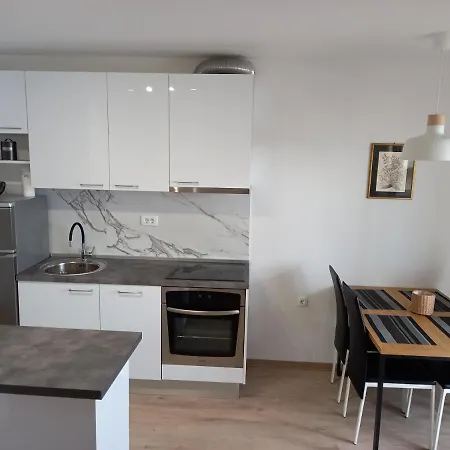 By The Mall Apartman Split