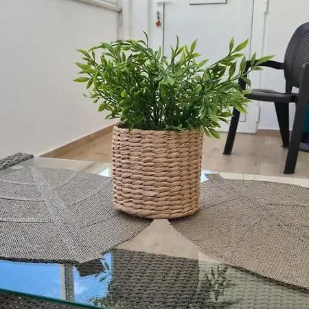 By The Mall Apartman Split